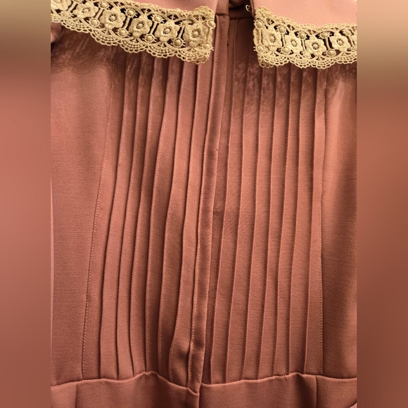 Vintage Vogue Couturier Design Lace-Trim Maxi Dress – Mauve Pink - Picture 8 of 9